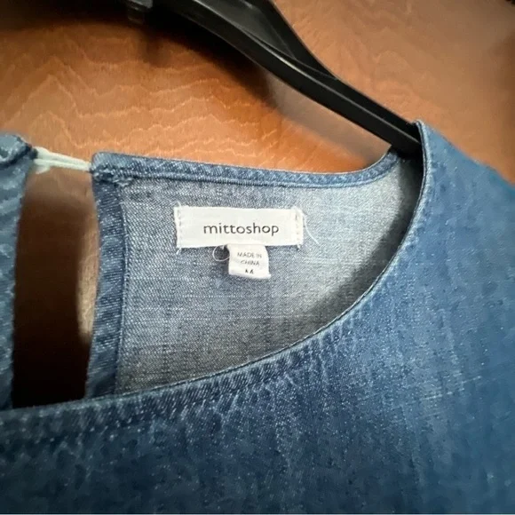 MittoShop Sz Medium Denim Dress Size M. Boho Vibes. Bell Sleeves - Picture 3 of 6